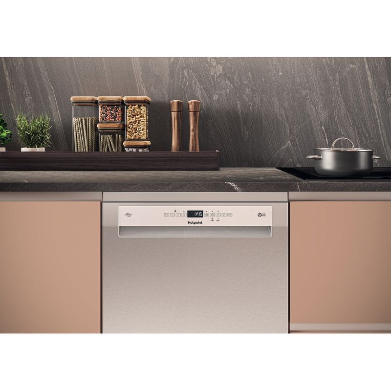 Hotpoint Dishwasher Freestanding H7F HP43 X UK Freestanding C Lifestyle control panel