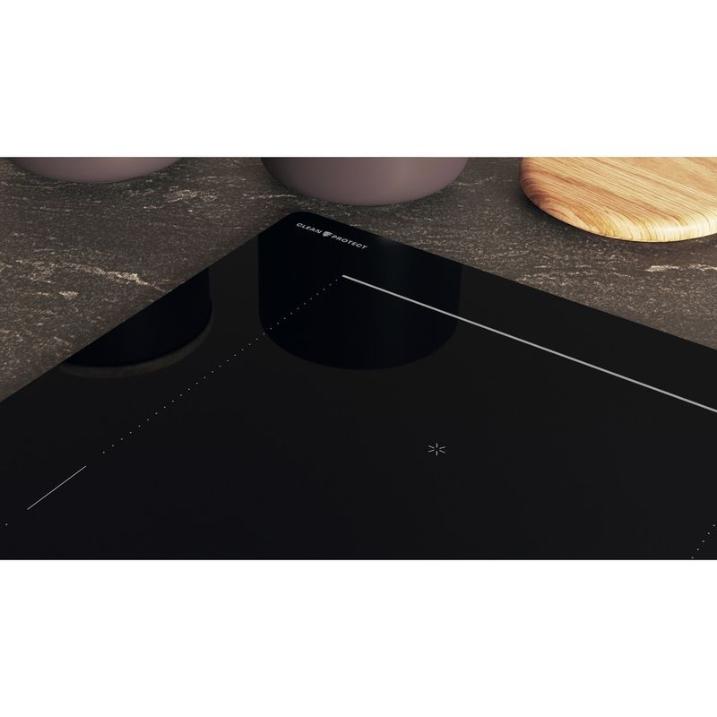 Hotpoint HOB TS 6477C CPNE Black Induction vitroceramic Lifestyle detail