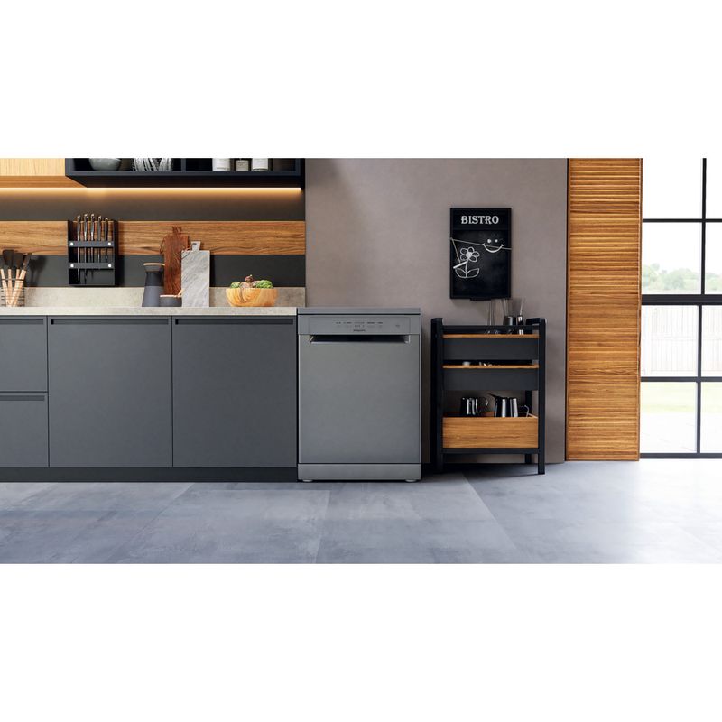 Hotpoint Dishwasher Freestanding H2F HL626 X UK Freestanding E Lifestyle frontal