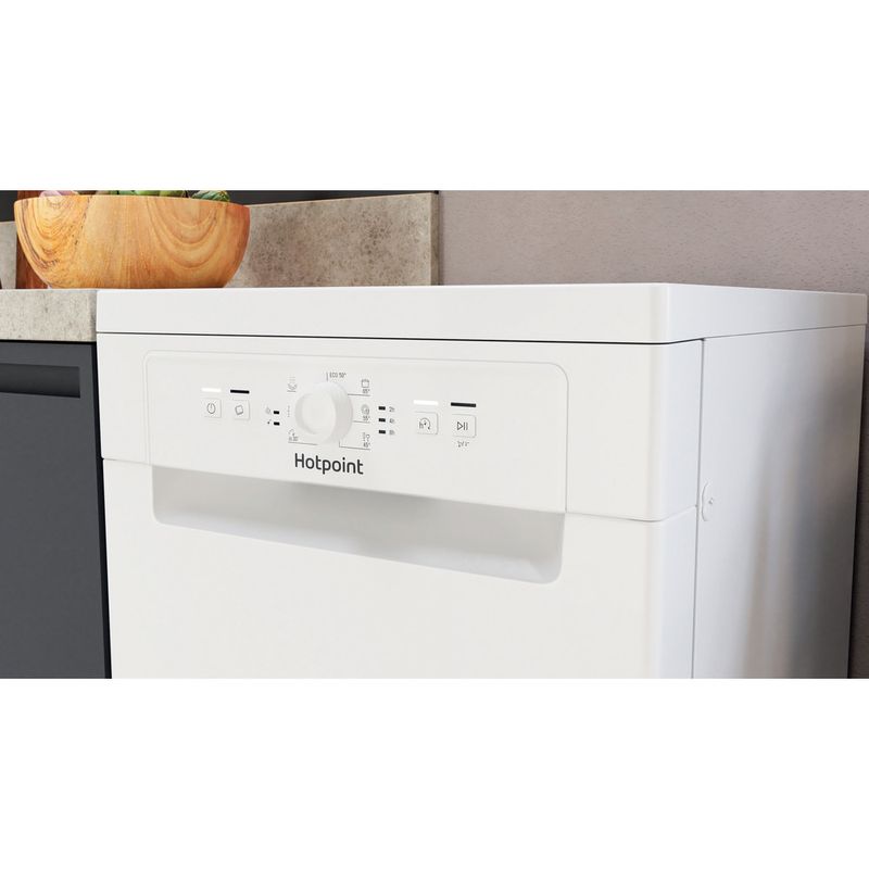 Hotpoint Dishwasher Freestanding HF9E 1B19 UK Freestanding F Lifestyle control panel
