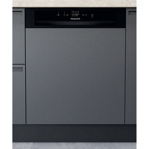 Hotpoint-Dishwasher-Built-in-H3B-L626-B-UK-Half-integrated-E-Frontal