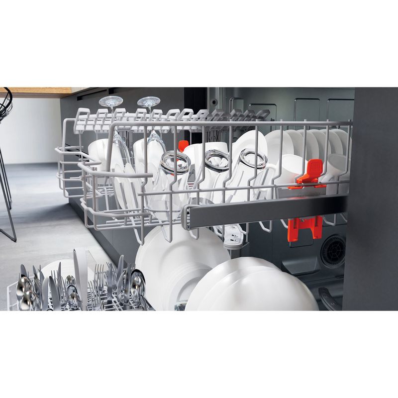 Hotpoint Dishwasher Built-in H3B L626 B UK Half-integrated E Lifestyle detail