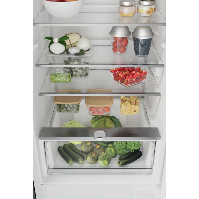 Hotpoint Fridge Freezer Built-in HTC18 T112 UK White 2 doors Drawer