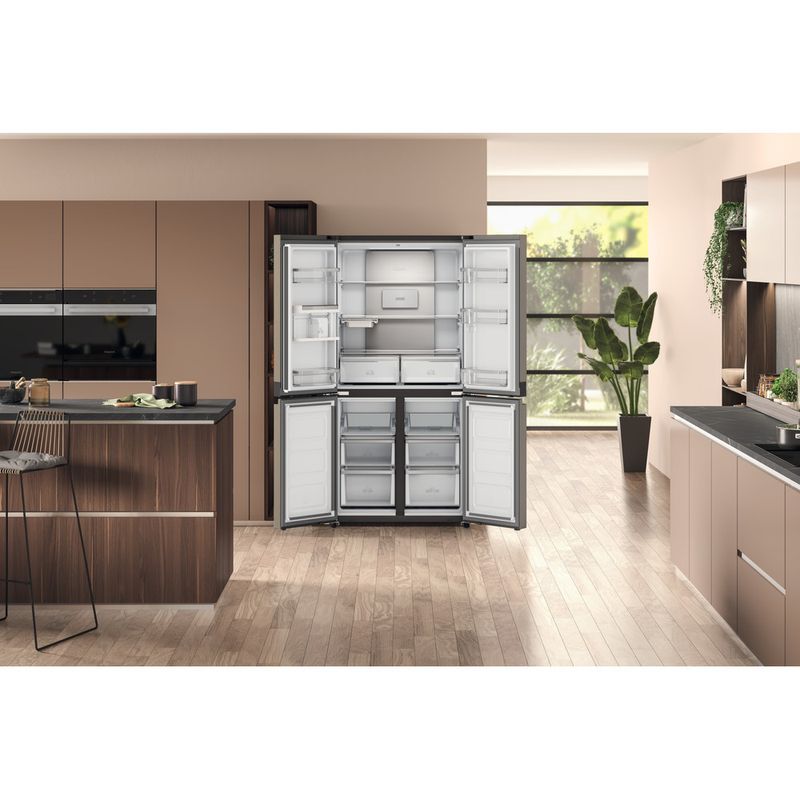 Hotpoint Side-by-Side Freestanding HQ9 U2BL G Black/Inox Lifestyle frontal open