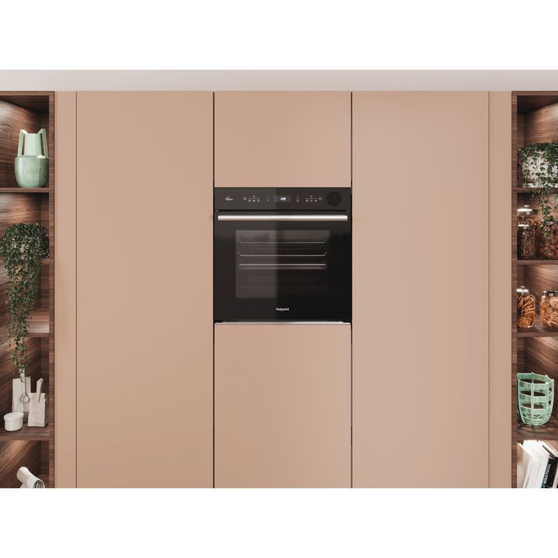 Hotpoint OVEN Built-in SI4S 854 C BL Electric A+ Lifestyle frontal
