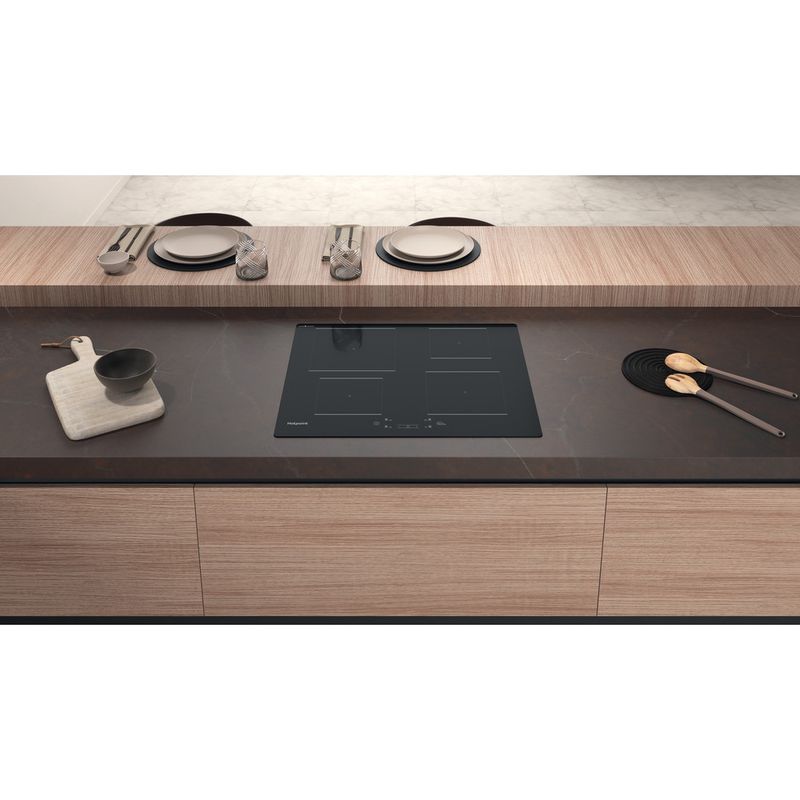 Hotpoint HOB TQ 1460S CPNE Black Induction vitroceramic Frontal top down