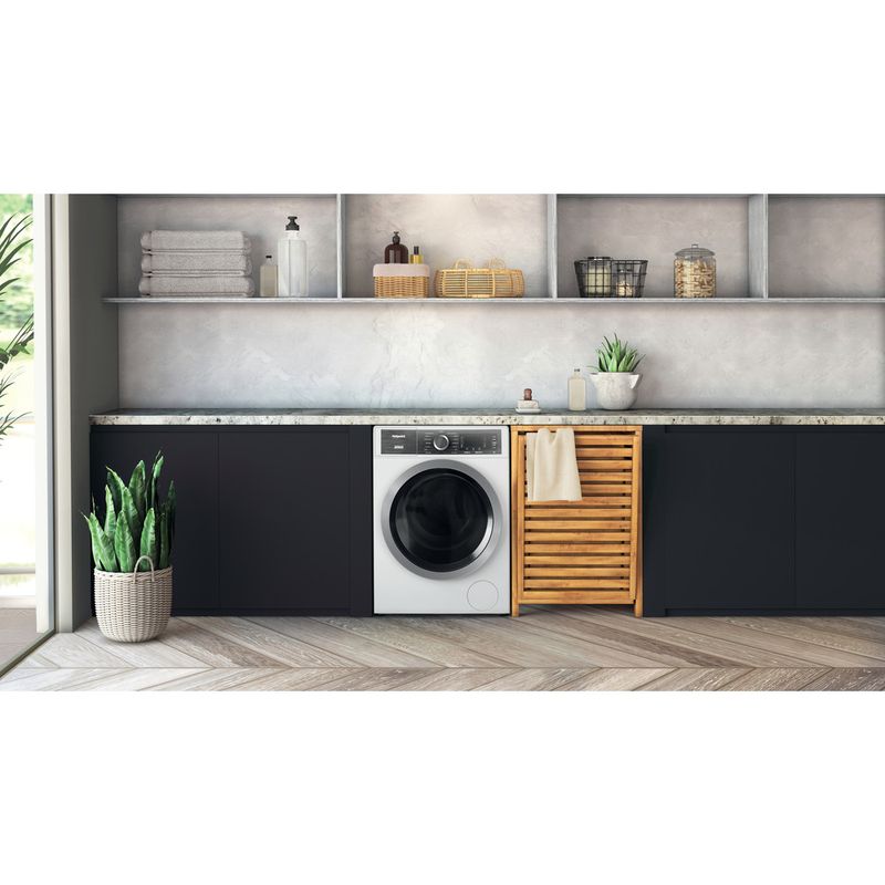 Hotpoint Washing machine Freestanding H8 99AD GPOWER UK White Front loader A Lifestyle frontal