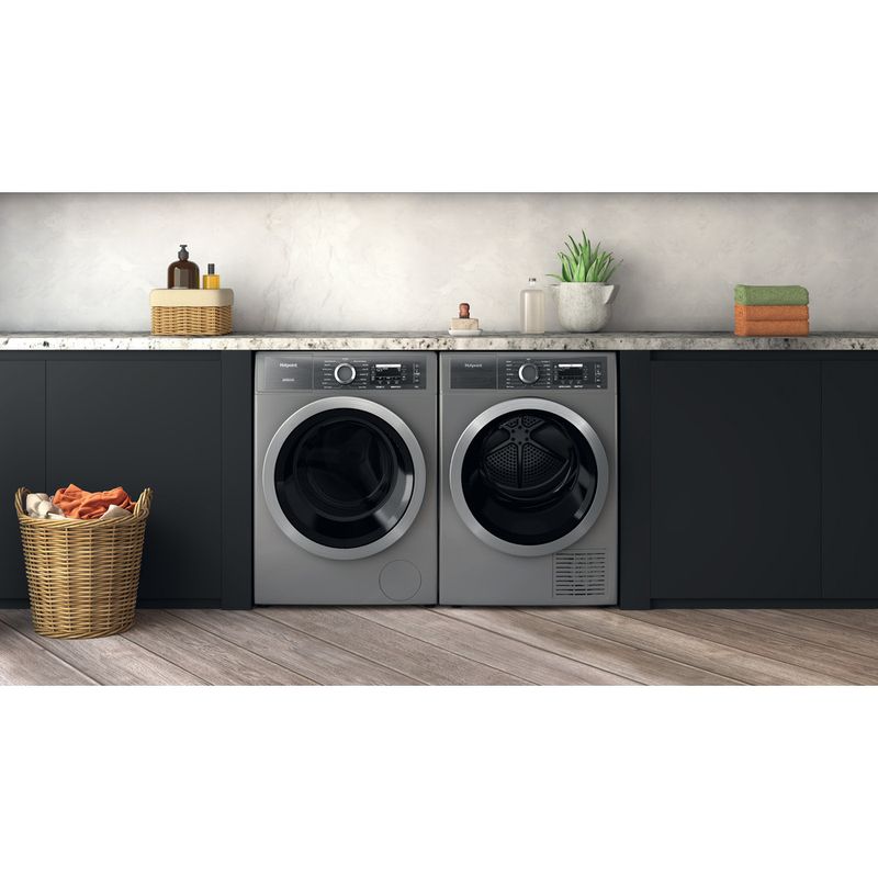 Hotpoint Washing machine Freestanding H8 09ADS GPOWER UK Silver Front loader A Lifestyle frontal