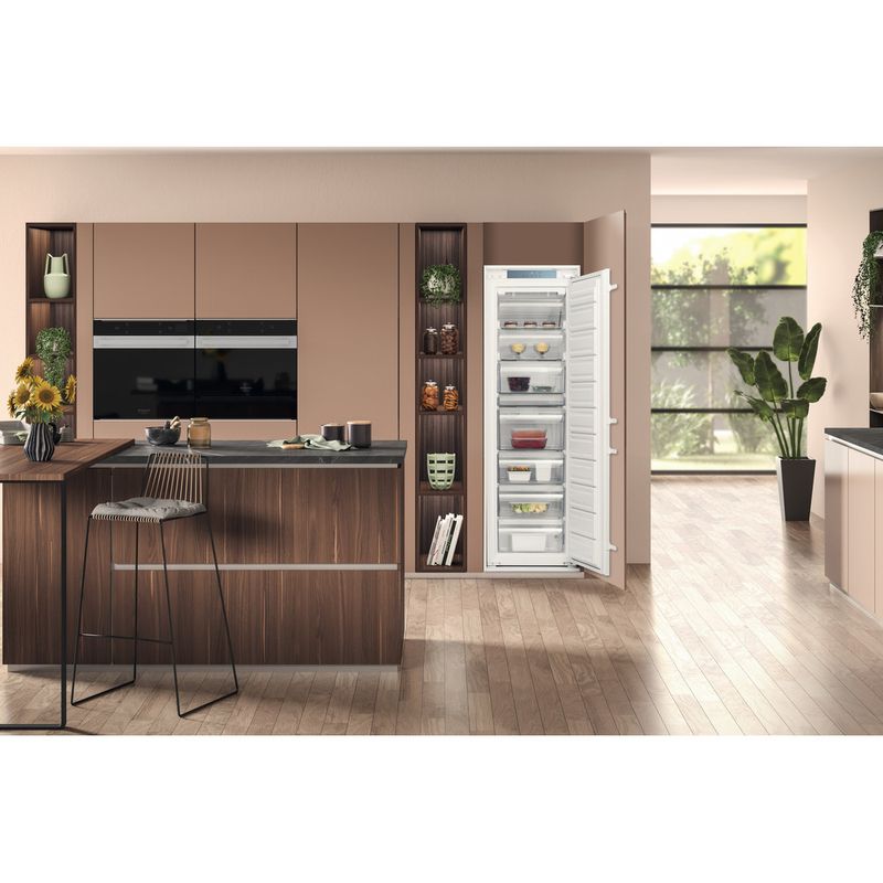 Hotpoint Freezer Built-in HTSD18F013H1 White Lifestyle frontal open