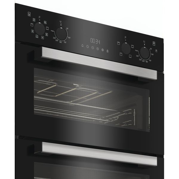 Hotpoint-Double-oven-DIH-82G-B-Black-A-Lifestyle-control-panel