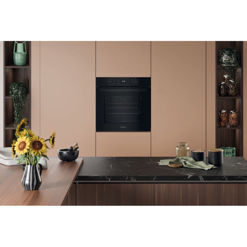 Hotpoint-OVEN-Built-in-HO-455H-B-UK-Electric-A-Lifestyle-frontal