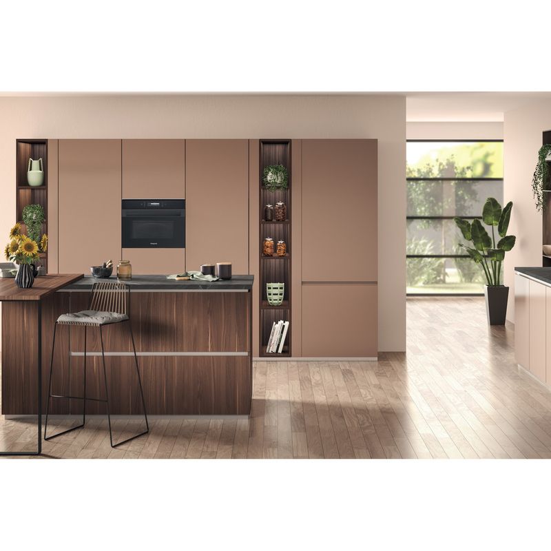Hotpoint-Microwave-Built-in-MP-996-BM-H-Black-Steel-Electronic-40-MW-Combi-900-Lifestyle-frontal