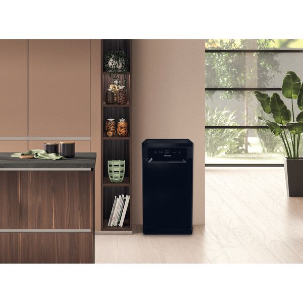 Hotpoint Dishwasher Freestanding HP2FE10CS90BUK Freestanding E Lifestyle frontal