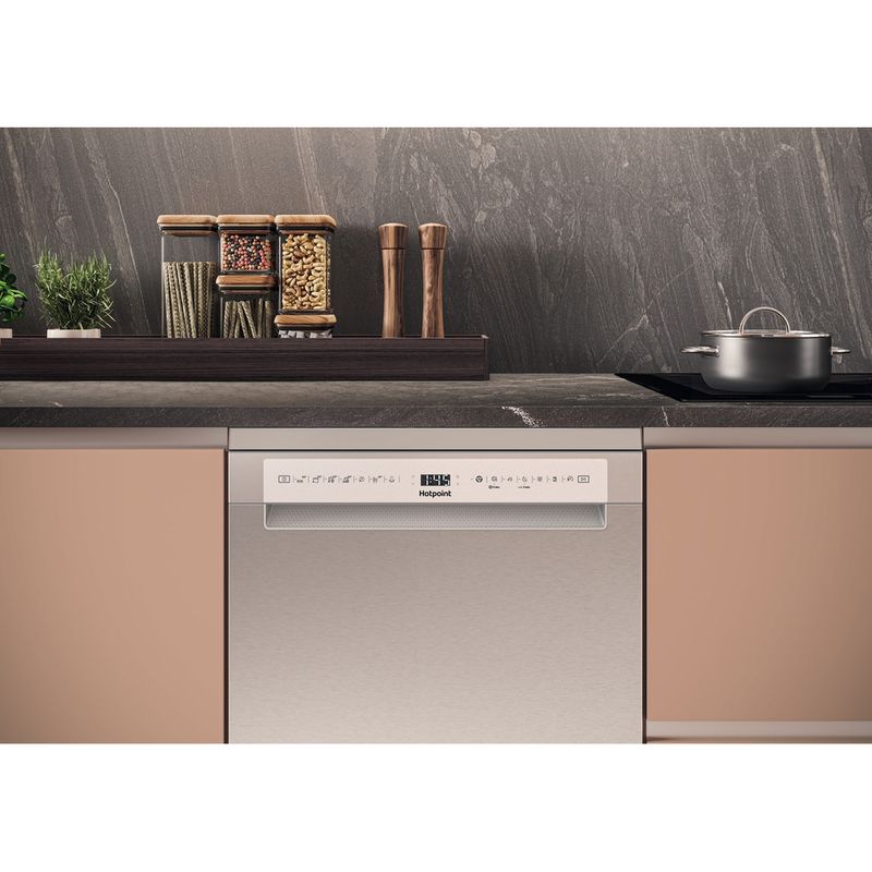 Hotpoint Dishwasher Freestanding H8F HS61X UK Freestanding A Lifestyle control panel