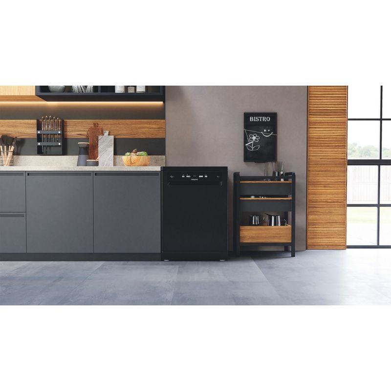 Hotpoint Dishwasher Freestanding HP2FFC14BN6BUK Freestanding C Lifestyle frontal