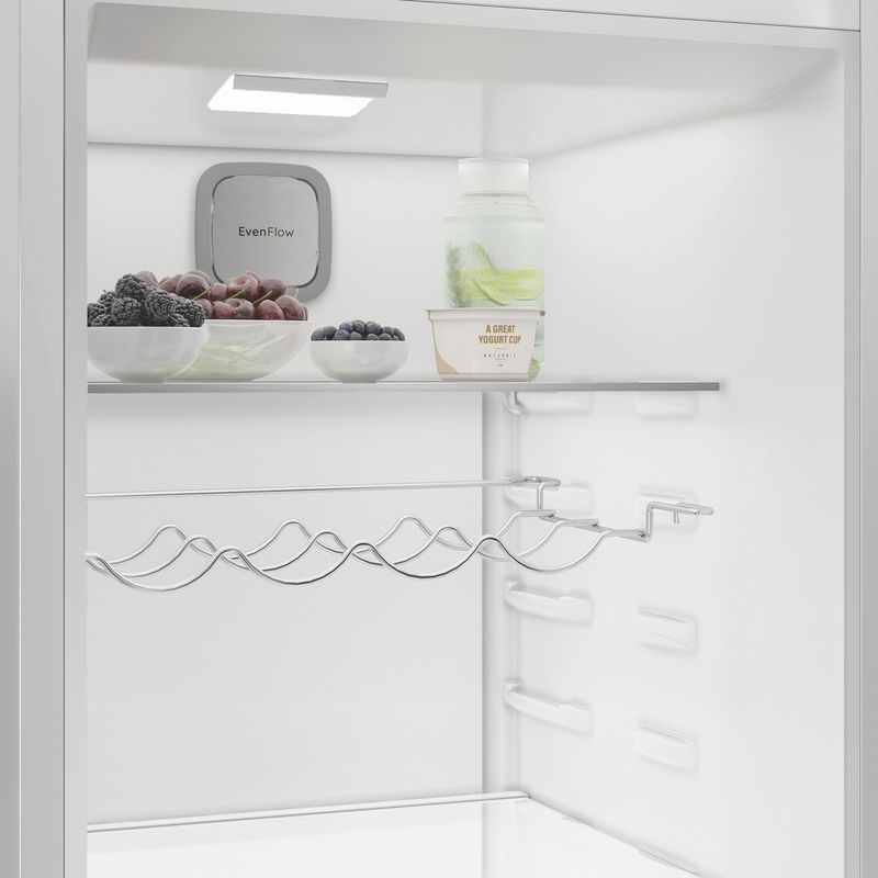 Hotpoint-Refrigerator-Freestanding-HPMLF-6442-W4UK-White---ARC-P1-Lifestyle-perspective