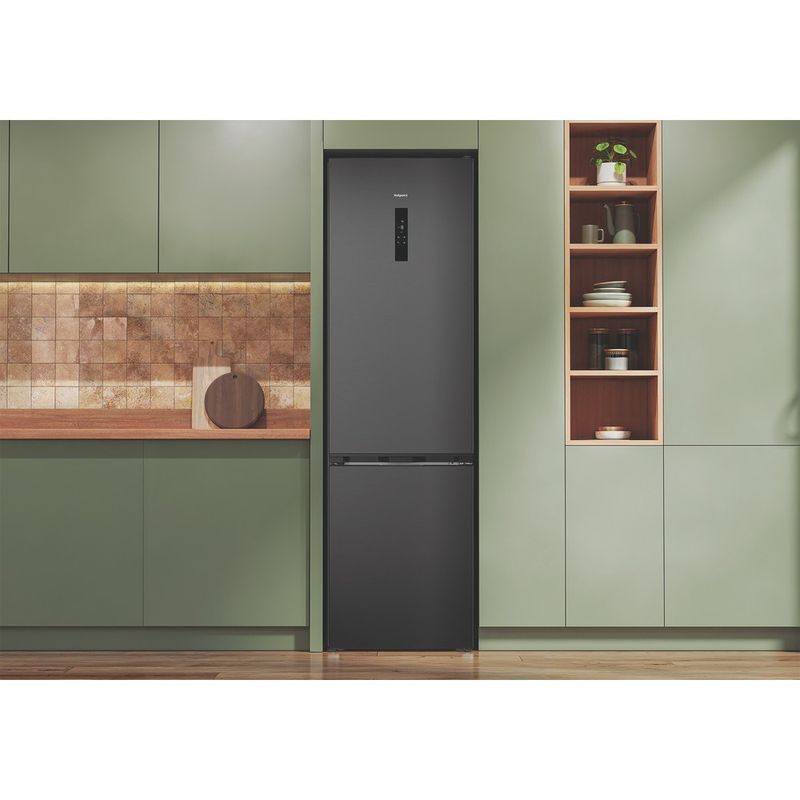 Hotpoint Fridge Freezer Freestanding HPK 26413 XR6UKE ARC 764 Manhattan Gray 2 doors Lifestyle frontal