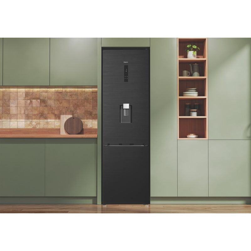 Hotpoint Fridge Freezer Freestanding HPK 26411W XR4UK ARC 764 Manhattan Gray 2 doors Lifestyle frontal