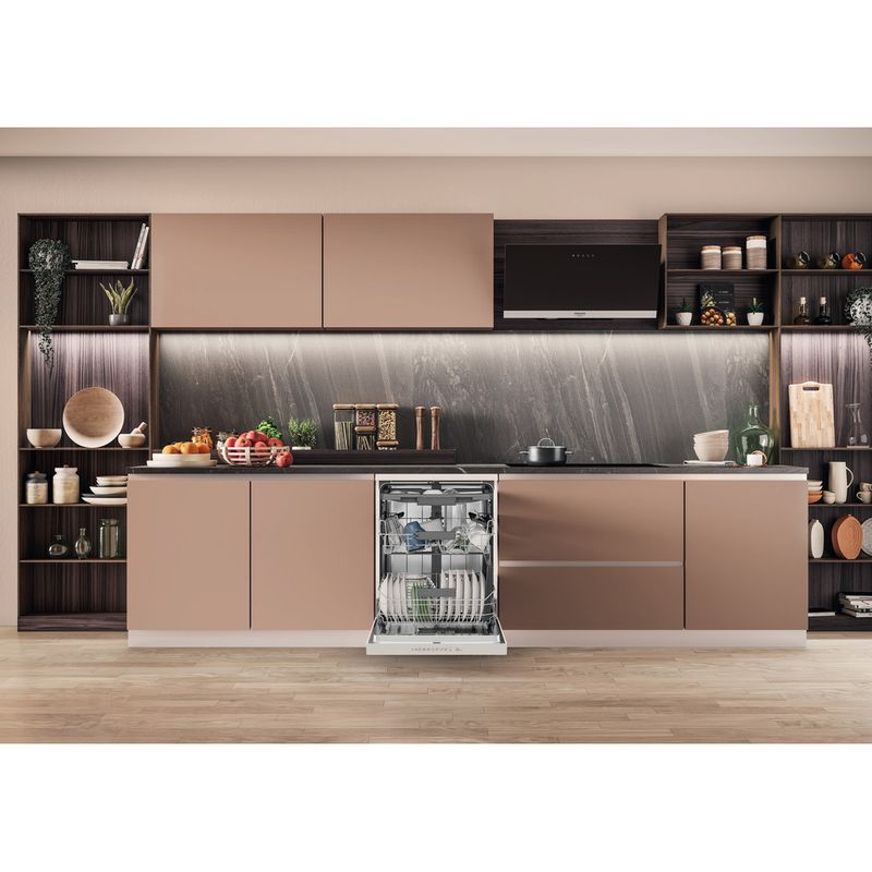 Hotpoint Dishwasher Freestanding H7FHS51WUK Freestanding B Lifestyle frontal open