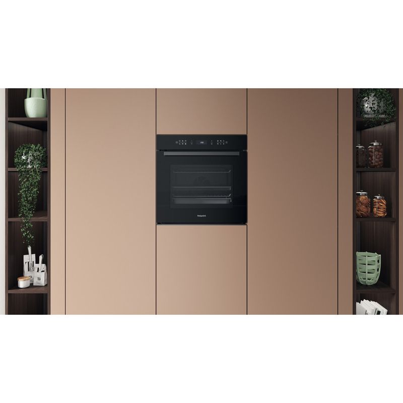 Hotpoint OVEN Built-in HOI68PT1SBUKC Electric A+ Lifestyle frontal