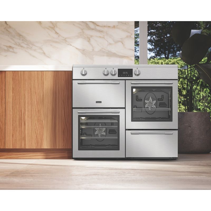 Hotpoint-Cooker-RH100IA21X-Inox-Electric-Lifestyle-frontal