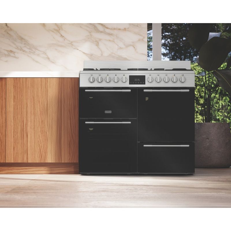 Hotpoint-Cooker-RH100FA21BX-Inox-Mixed-Lifestyle-frontal-open