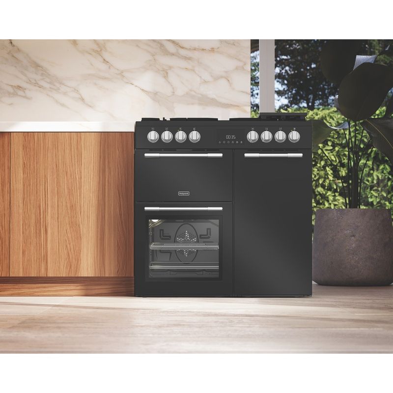 Hotpoint-Double-Cooker-RH90FA20B-Black-A-Lifestyle-frontal